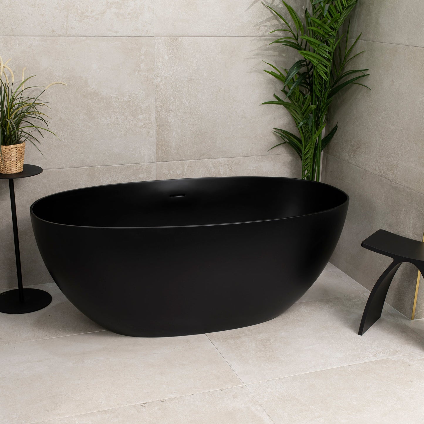 Byron Egg 1400mm Artificial Stone Freestanding Bath, Matte Black