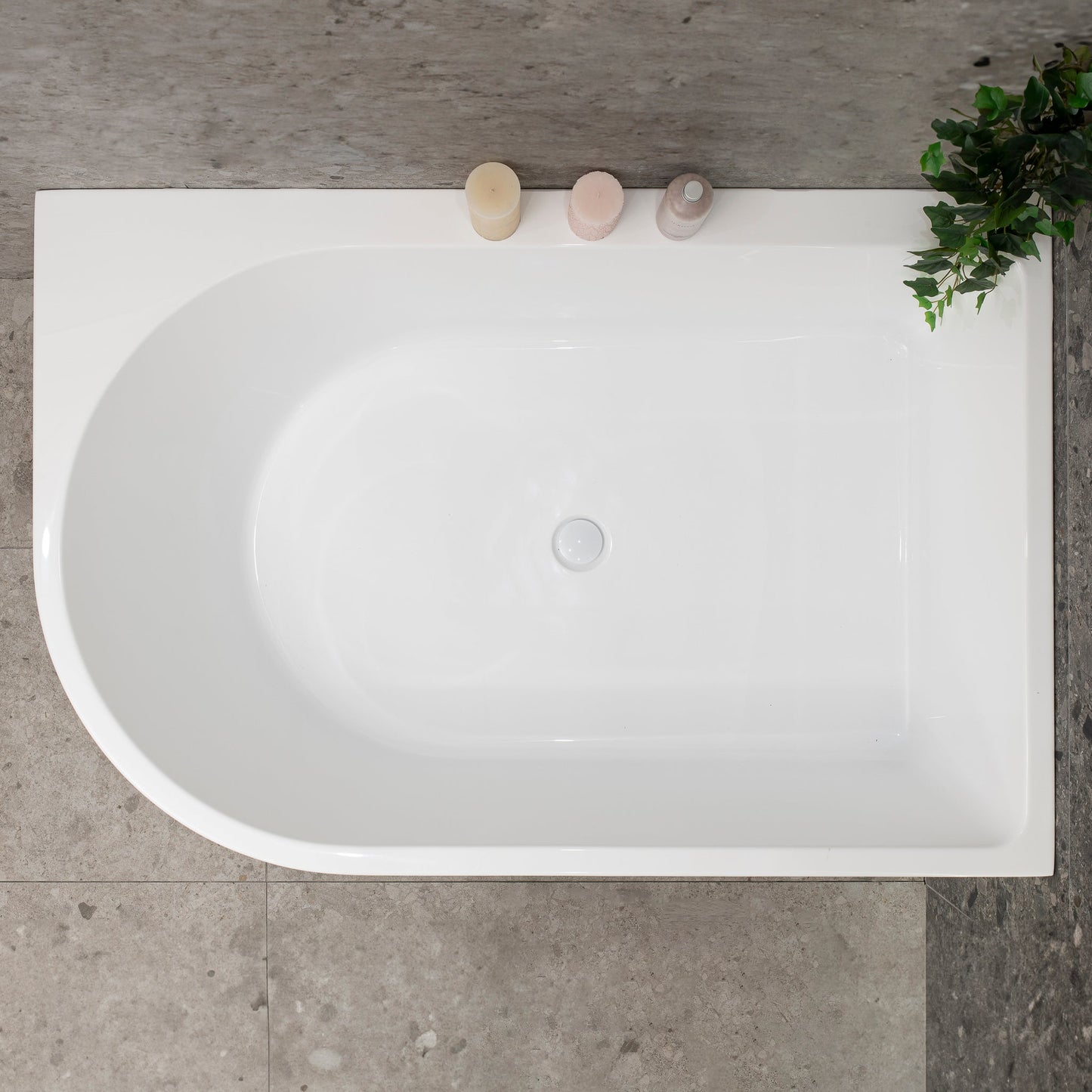 Arco Plus 1400mm Right Corner Bath, Gloss White