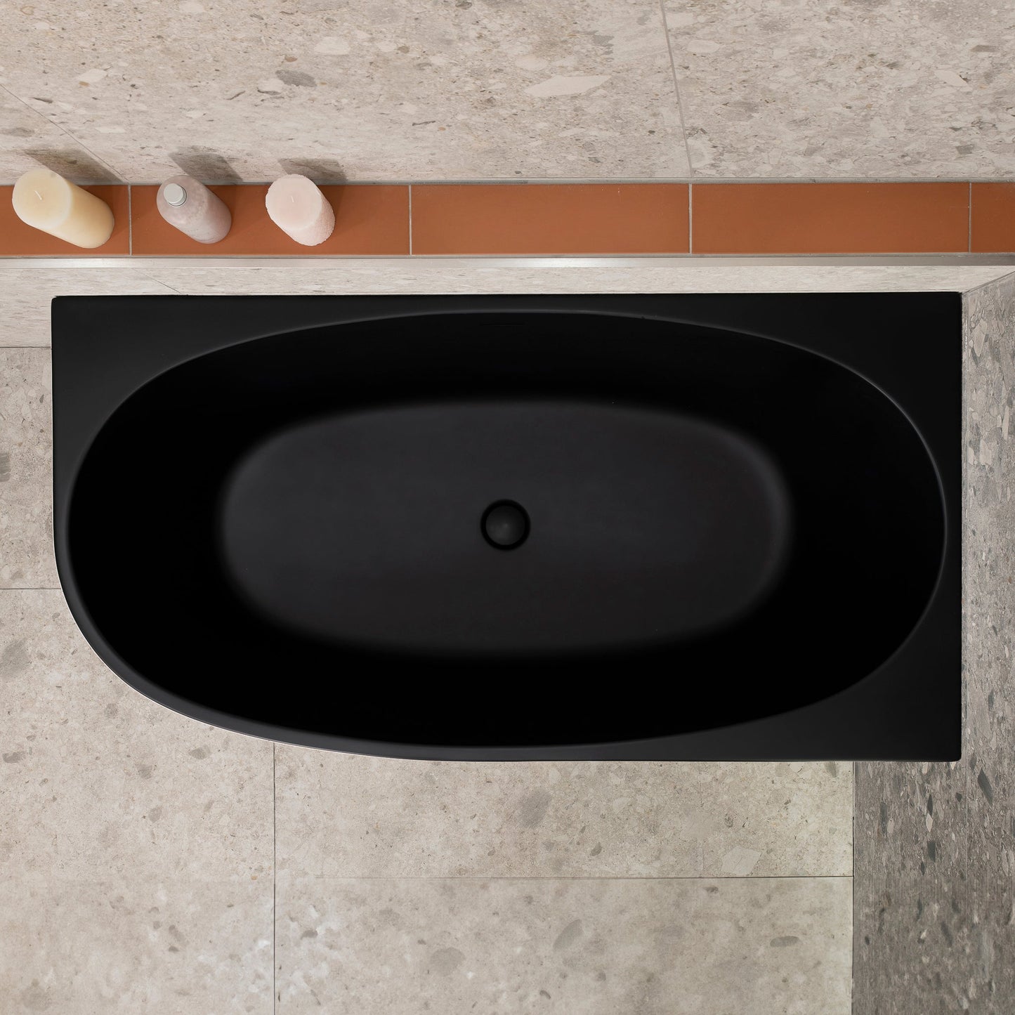 Byron Egg 1400mm Right Corner Freestanding Bath, Matte Black