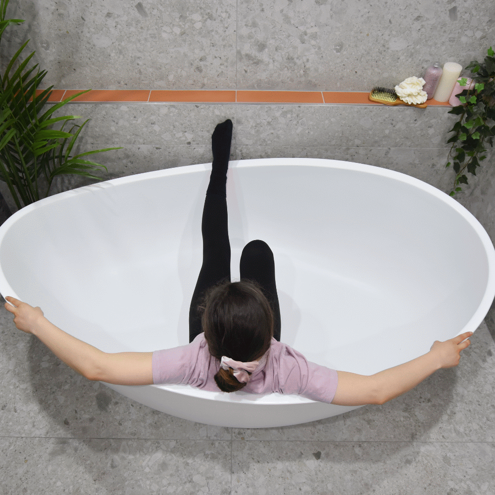 Wave 1800mm Oval Freestanding Bath, Matte White