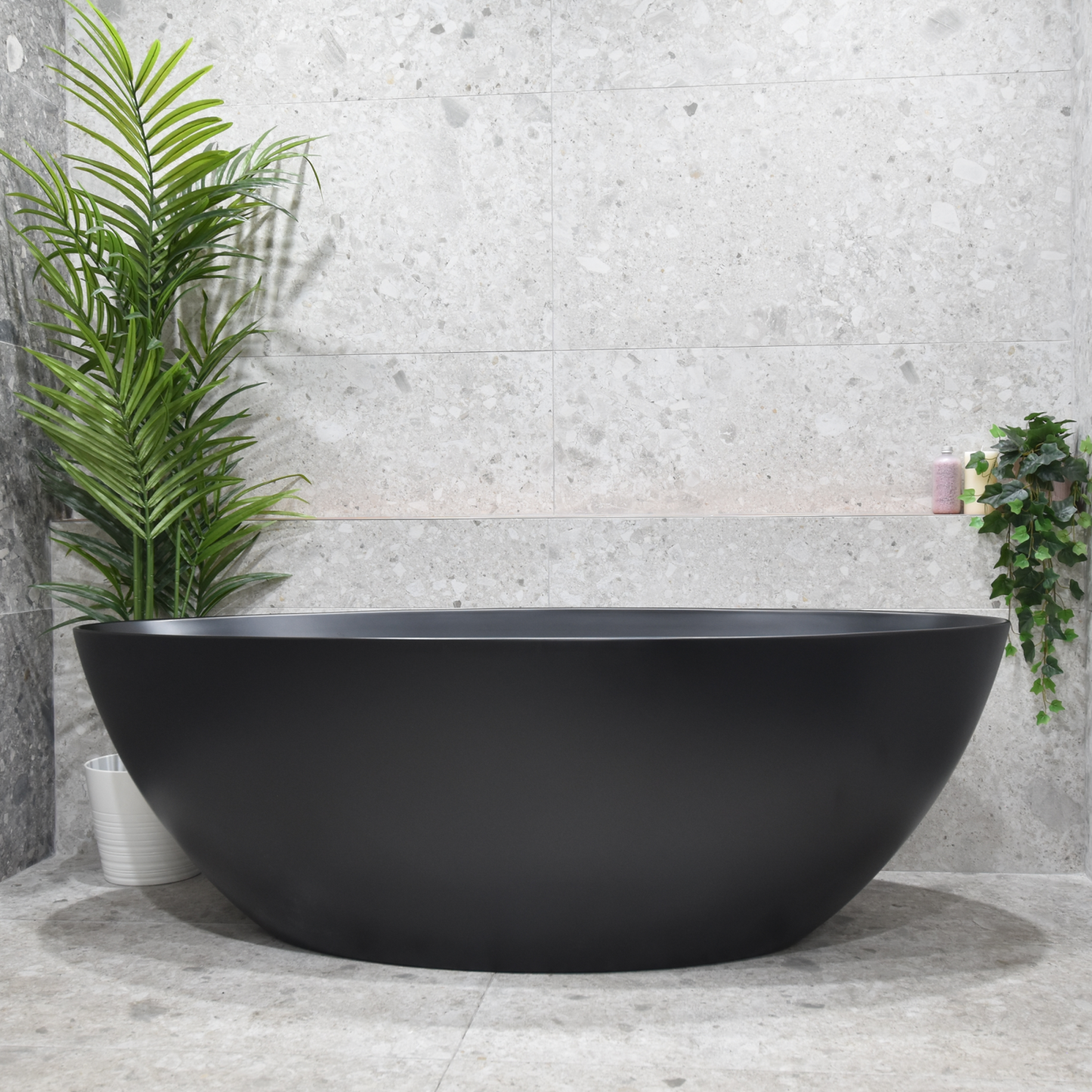 Kinka Egg 1800mm Oval Freestanding Bath, Matte Black