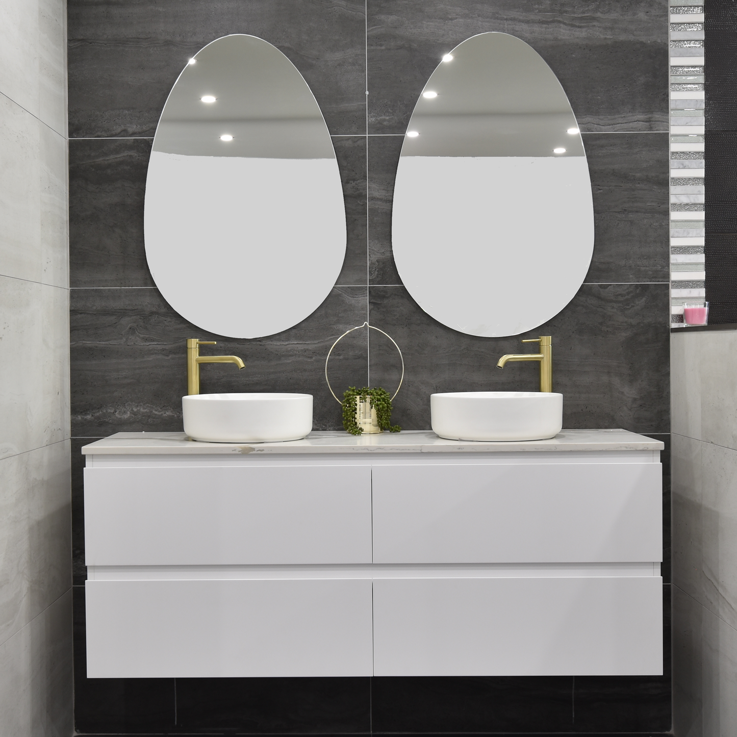 Egg 600mm x 900mm Frameless Mirror