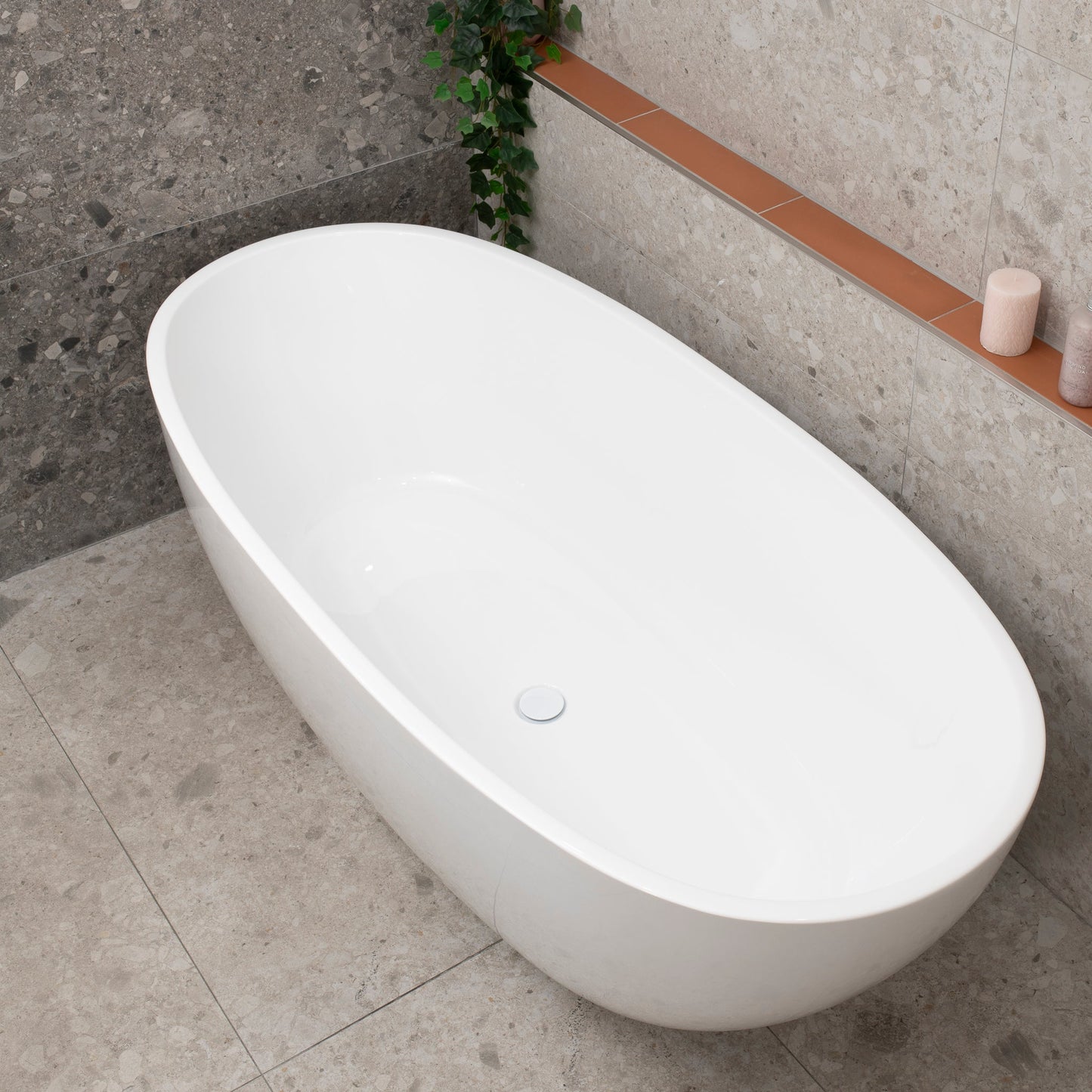 Byron Egg 1700mm Oval Freestanding Bath, Gloss White