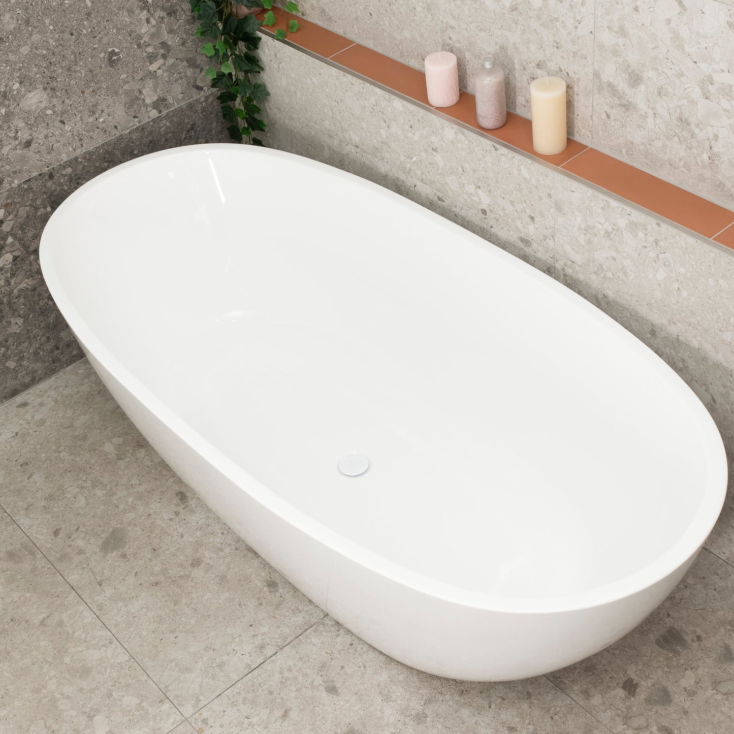 Byron Egg 1800mm Oval Freestanding Bath, Gloss White