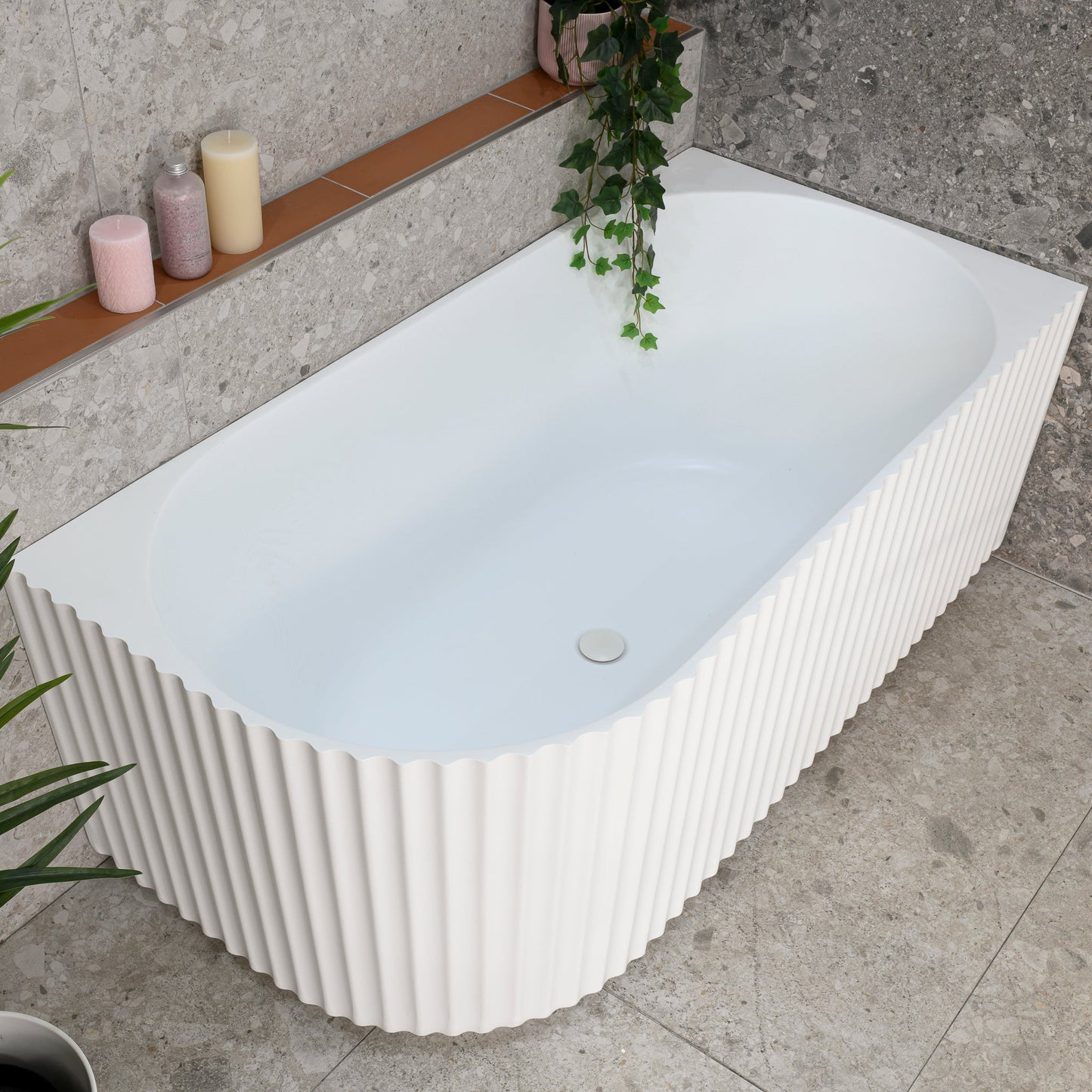 Agora Groove 1500mm Fluted Right Corner Freestanding Bath, Matte White