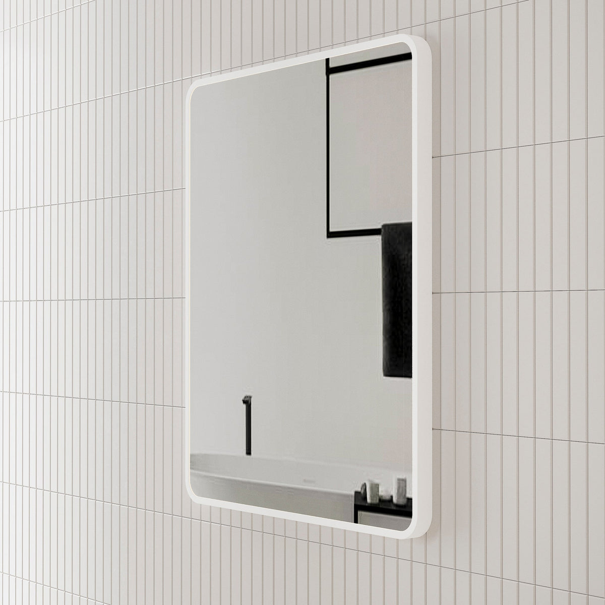 Akhtiar Retti Retti Rectangular 450mm x 750mm Mirror with Matte White Frame – Enflair